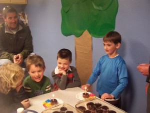 Gates & Soran survey the food scene